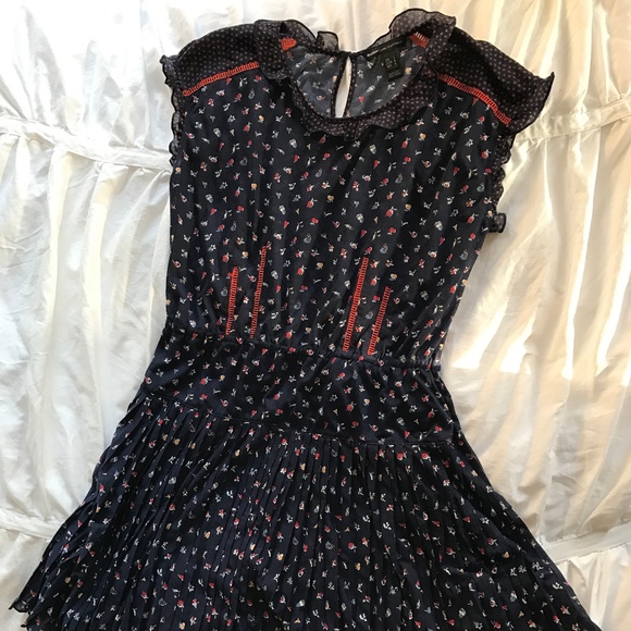 Mango Dresses & Skirts - MANGO Navy Floral Print Dress - EUC